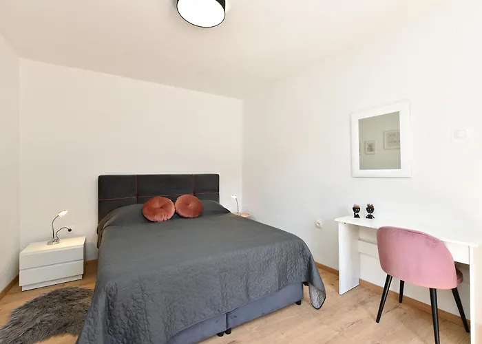 Appartement Riva 1825 *